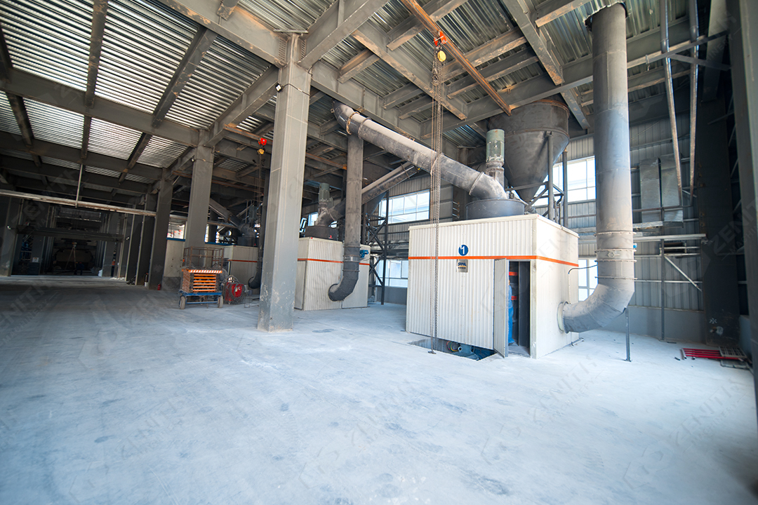 LUM Ultrafine Vertical Grinding Mill installation in Egyptian mineral plant