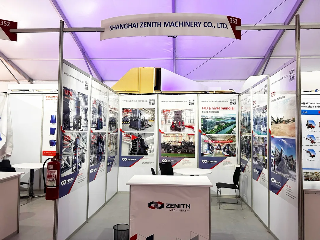 Wide view of the ZENITH booth 353 at EXPONOR CHILE 2026